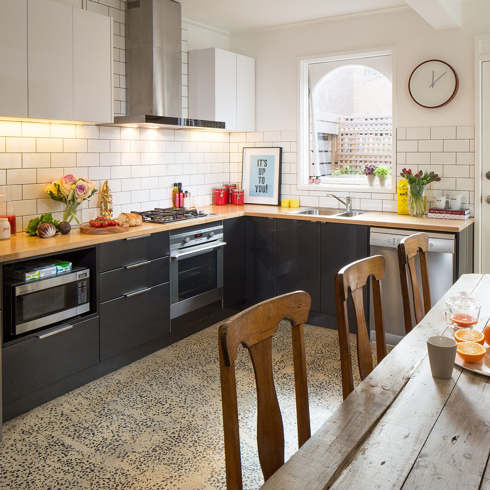 Kaboodle 600mm Luminess Metallic Microwave Box