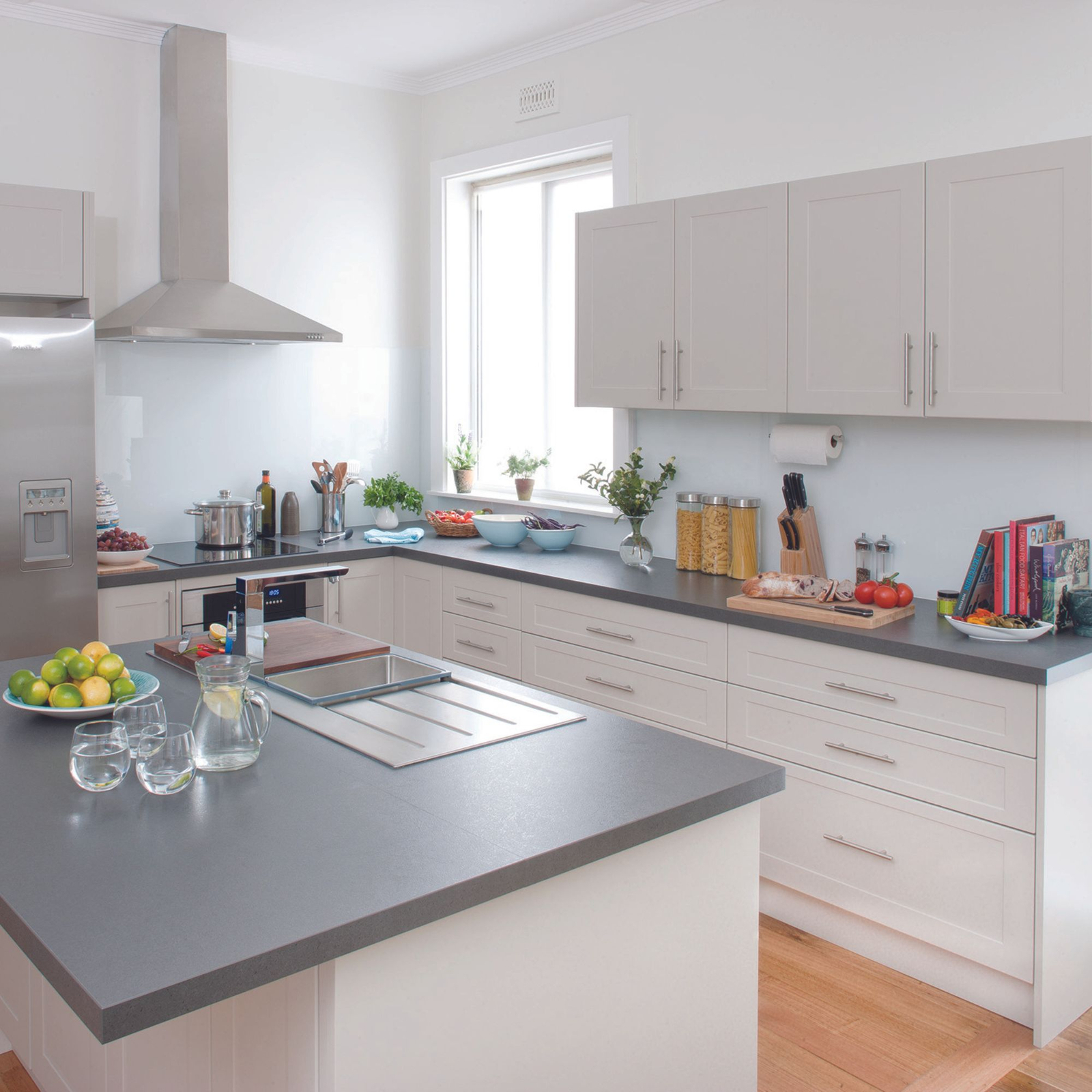 Kaboodle 400mm Cremasala Alpine Cabinet Door