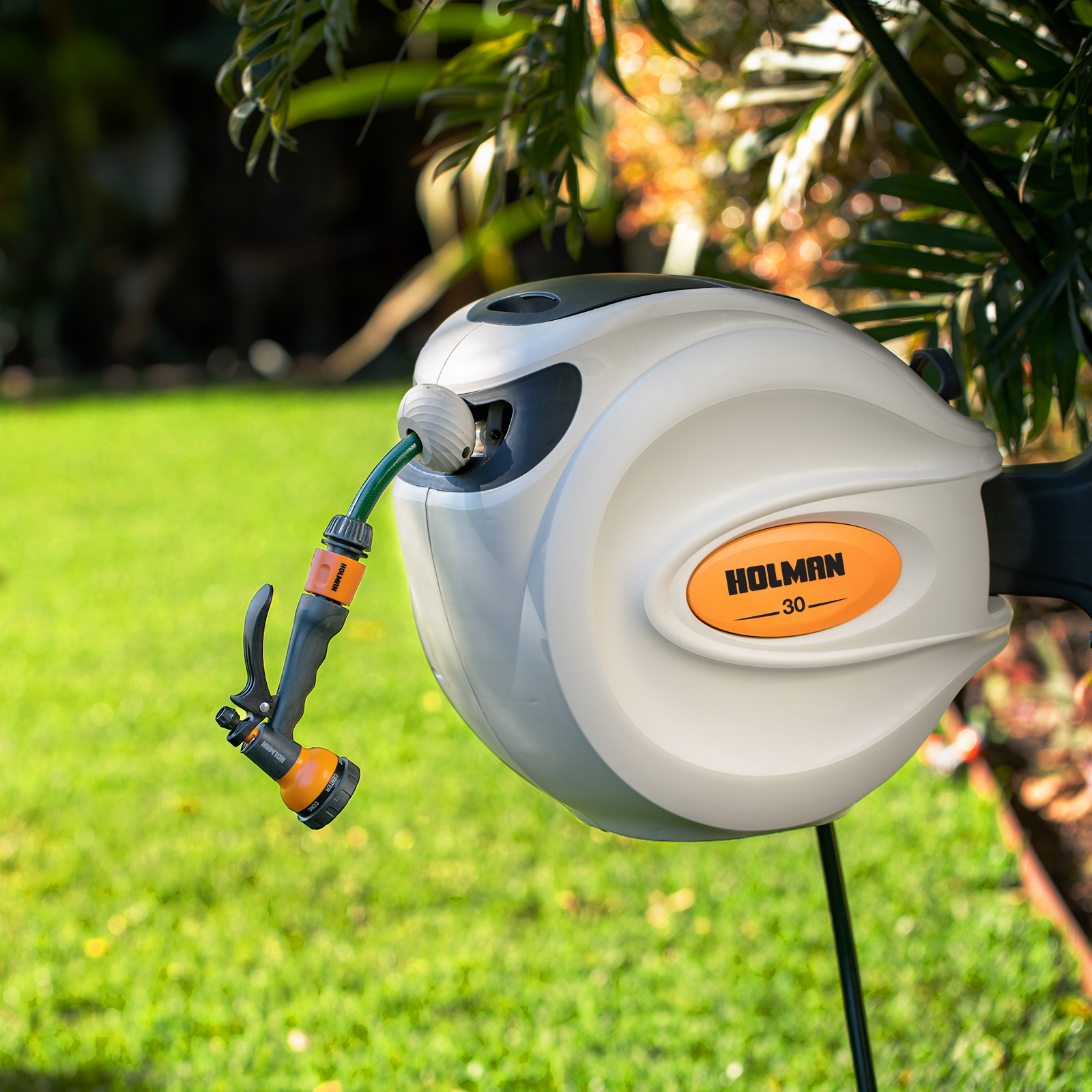 Holman 30m Retractable Hose Reel 4 Holman 30m Retractable Hose Reel