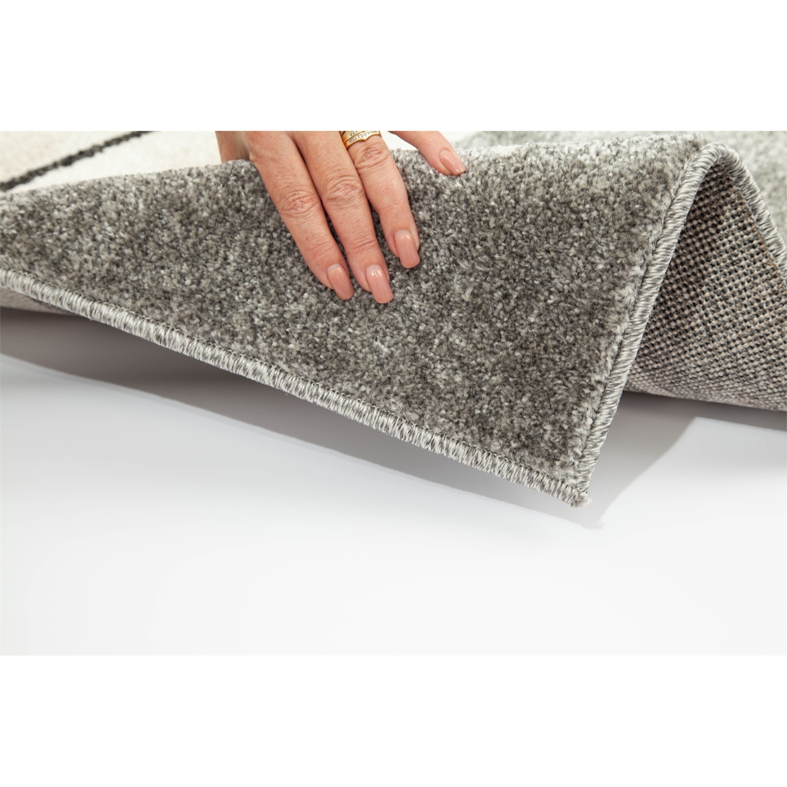 Sahara 200 x 290cm Lines Jet Rug