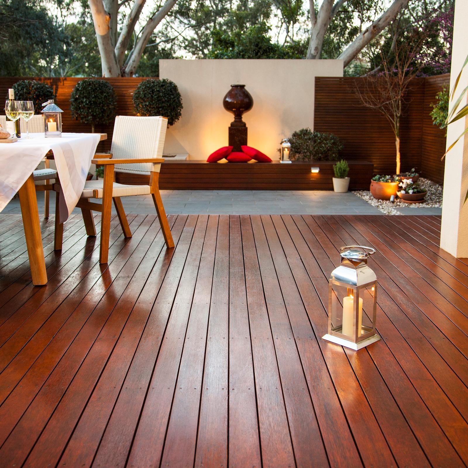 Feast Watson 1L Wet Look Decking Oil