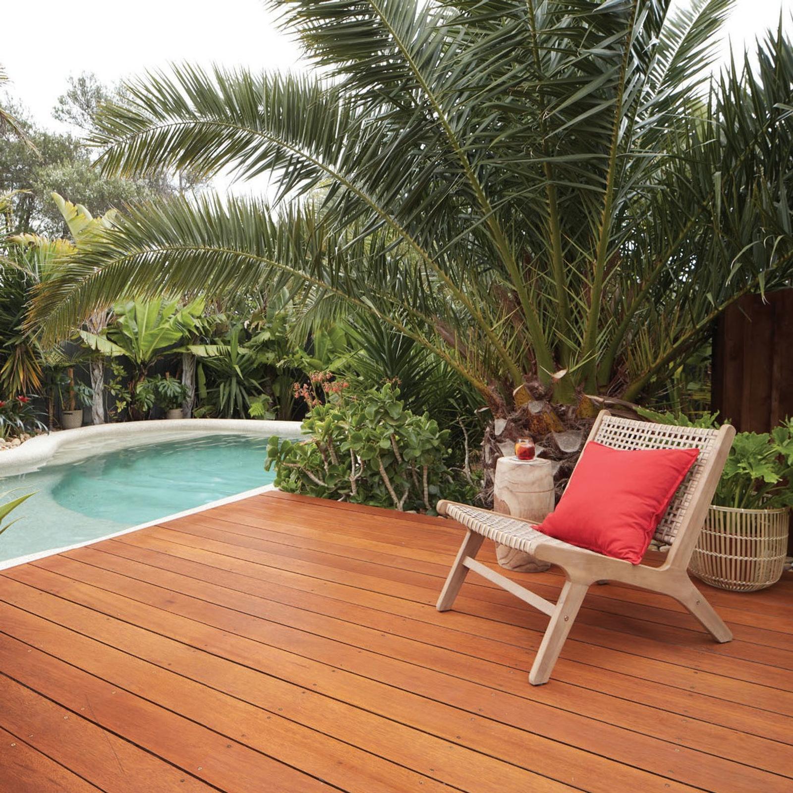 Feast Watson 1L Wet Look Decking Oil