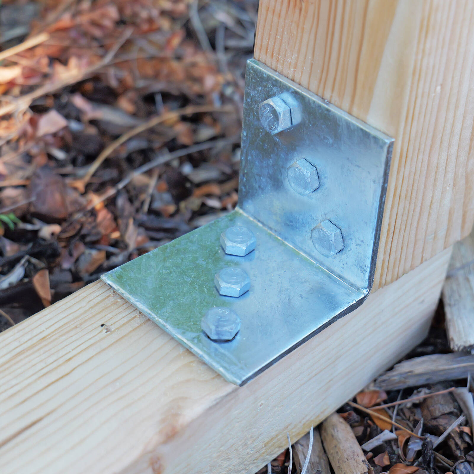 Carinya 40 x 40 x 40 x 3.5mm Zinc Plated Reinforcing Angle Bracket - 4 Pack 5 Carinya 40 x 40 x 40 x 3.5mm Zinc Plated Reinforcing Angle Bracket - 4 Pack