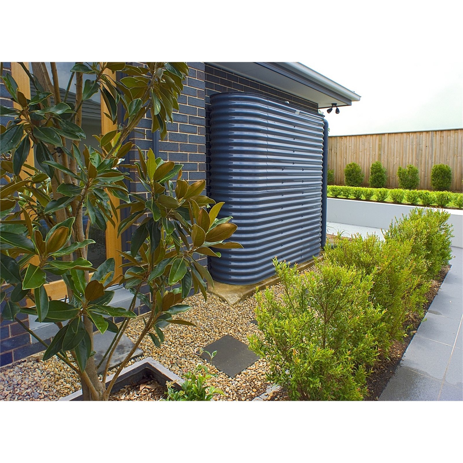 Kingspan 1000L Slim Steel Water Tank - 550mm x 1560mm x 1400mm Windspray