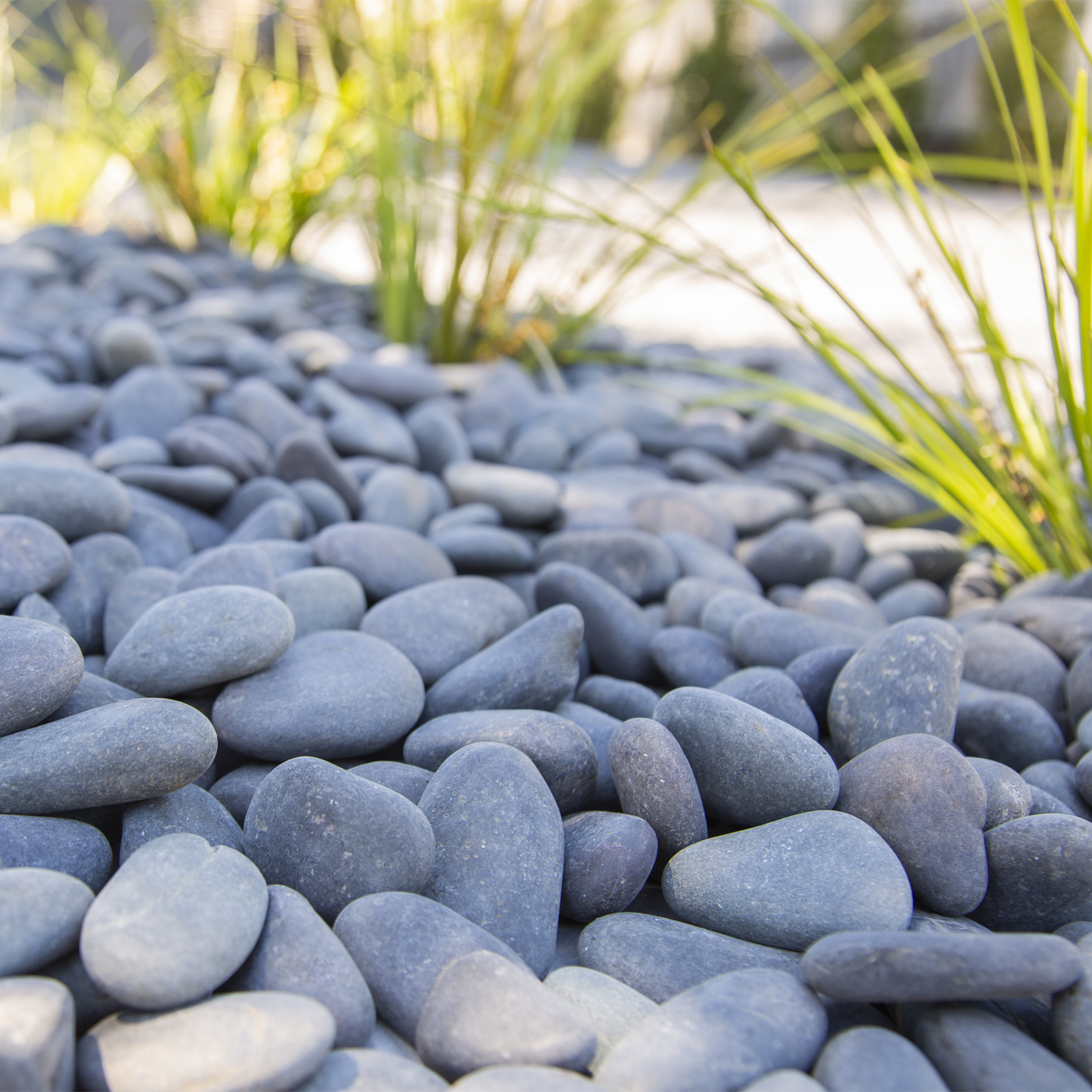 Tuscan Path 20 - 40mm 10kg Charcoal Natural Pebbles 6 Tuscan Path 20 - 40mm 10kg Charcoal Natural Pebbles