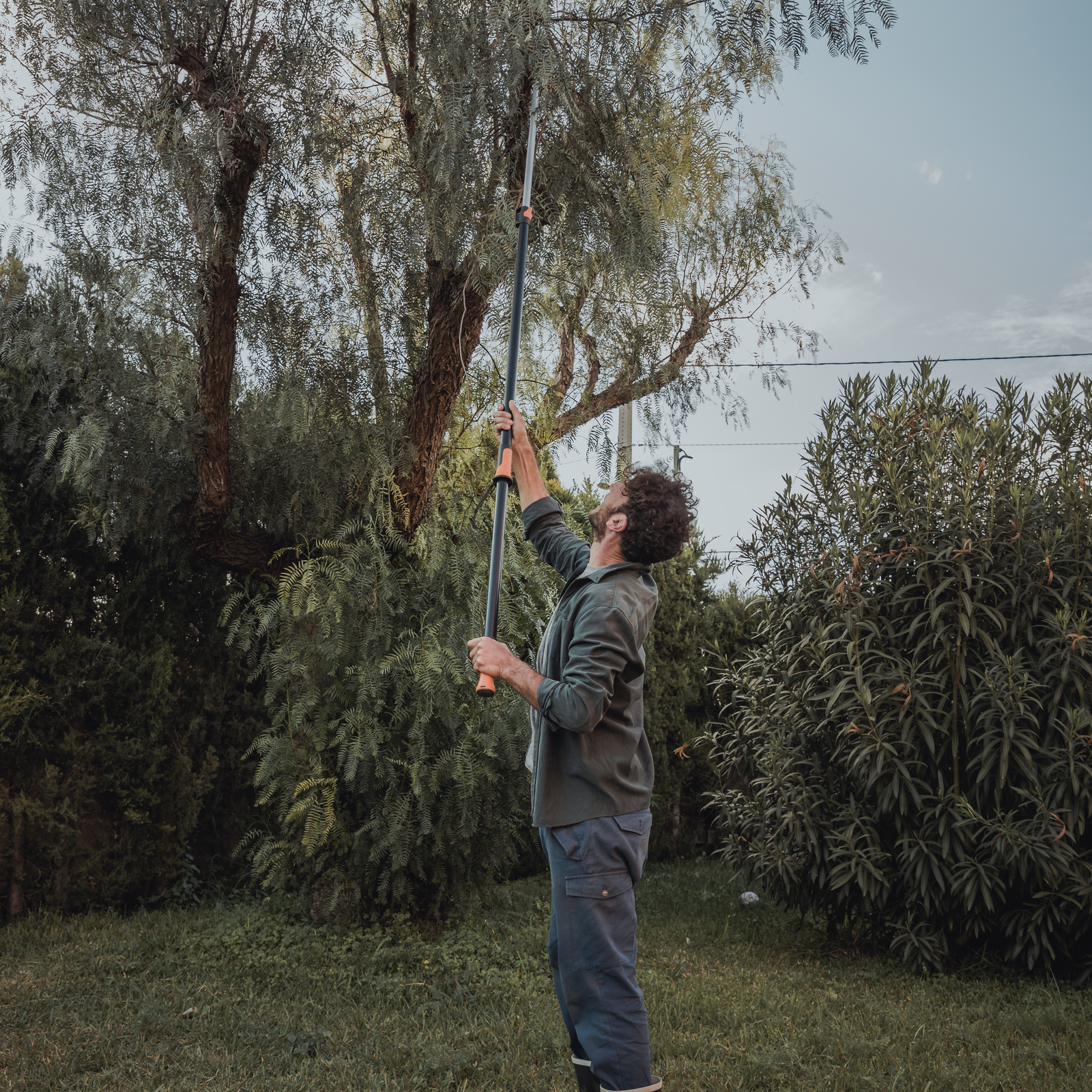 Fiskars PowergearX Telescopic Tree Pruner 4 Fiskars PowergearX Telescopic Tree Pruner