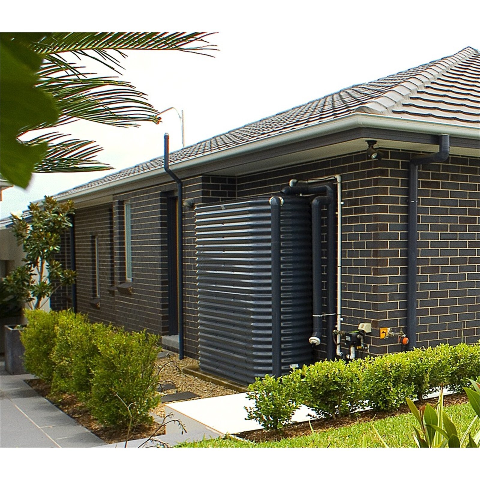 Kingspan 2000L Steel Slim Water Tank - 700mm x 1860mm x 1700mm Mangrove