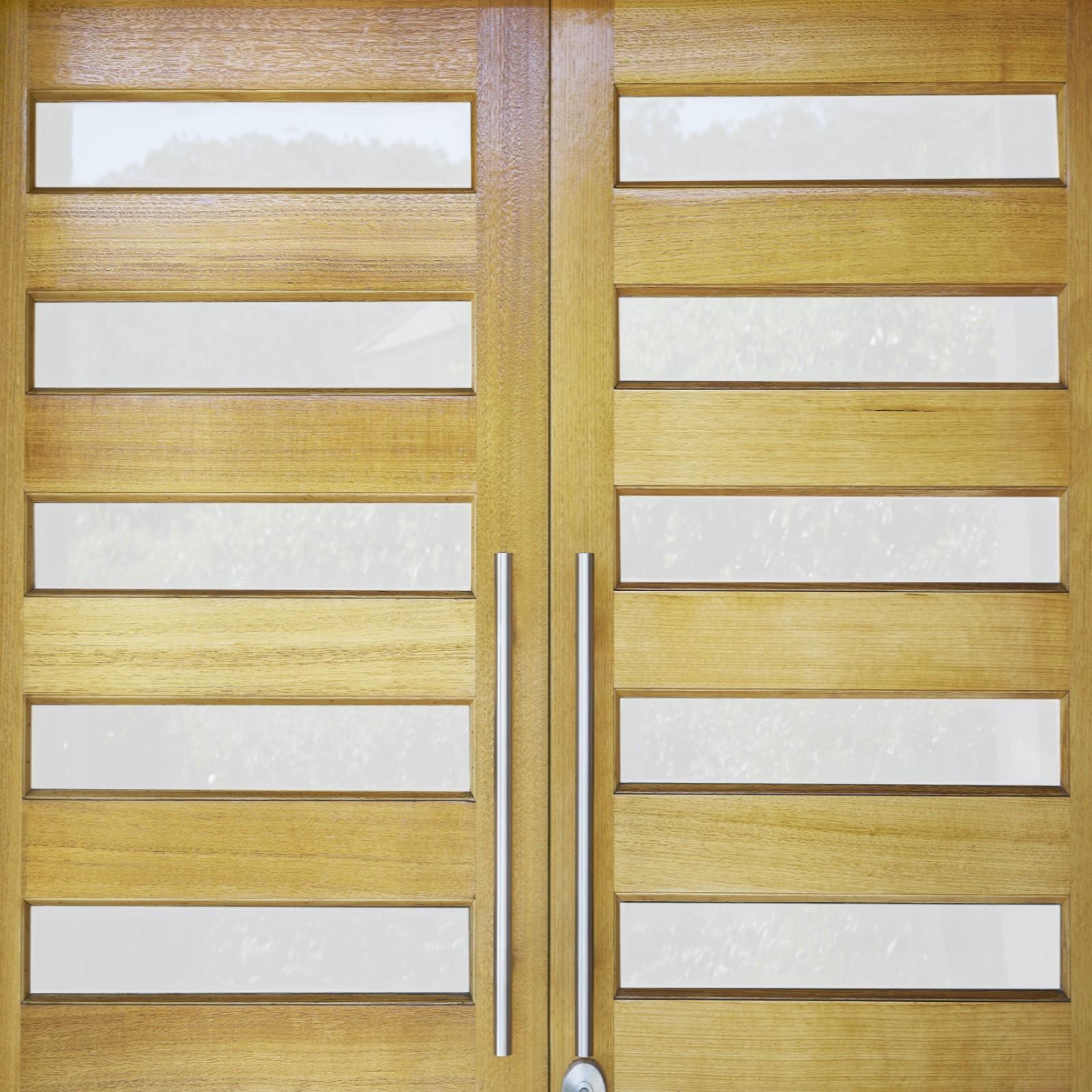 Johnstone's 4L Gloss Water Based Clear Interior / Exterior Varnish