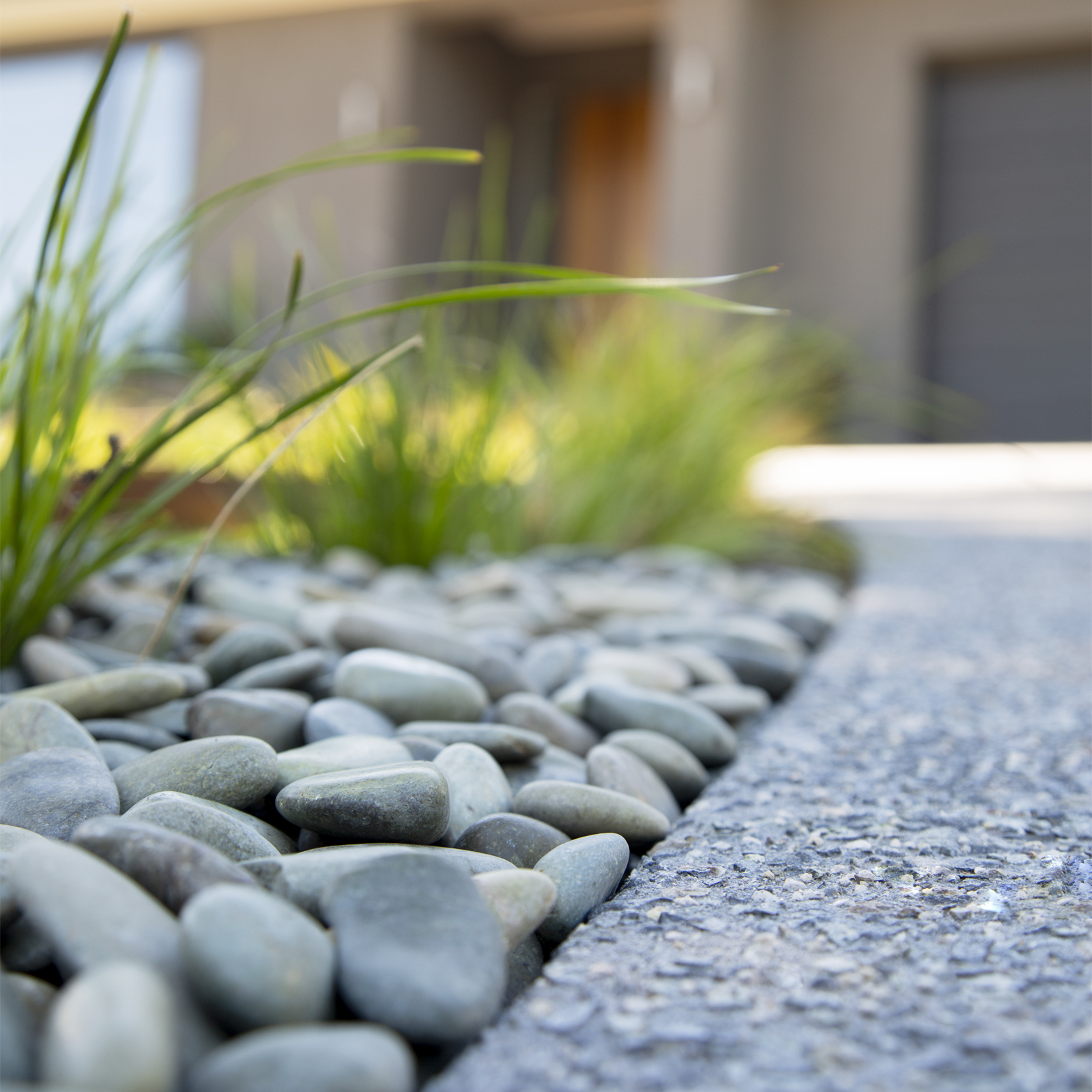 Tuscan Path 30 - 50mm 10kg Green Wash Pebbles 4 Tuscan Path 30 - 50mm 10kg Green Wash Pebbles
