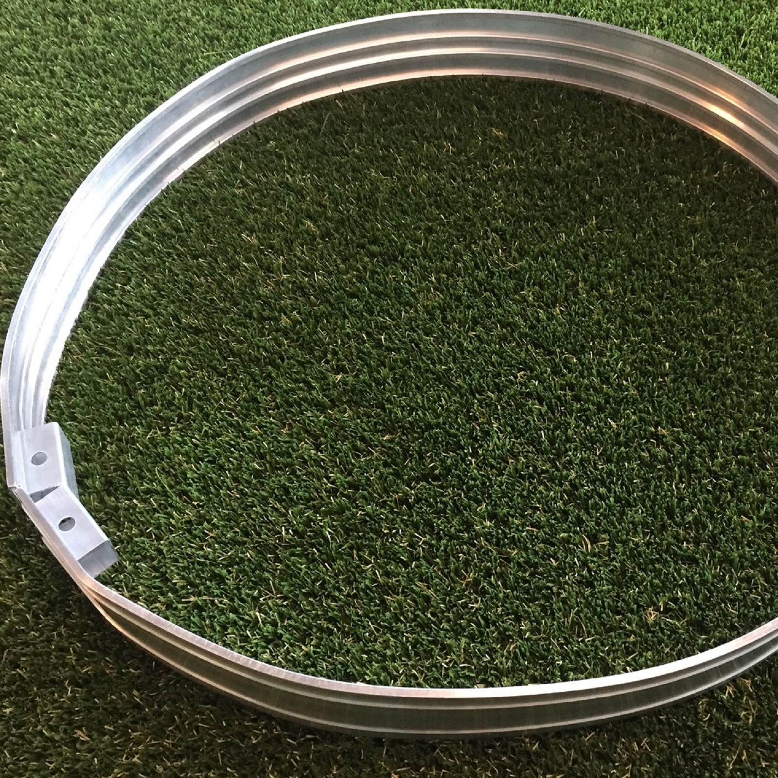 Tuff Edge 2m Olive Powder Coated Aluminium Garden Edge - 6 Pack 5 Tuff Edge 2m Olive Powder Coated Aluminium Garden Edge - 6 Pack