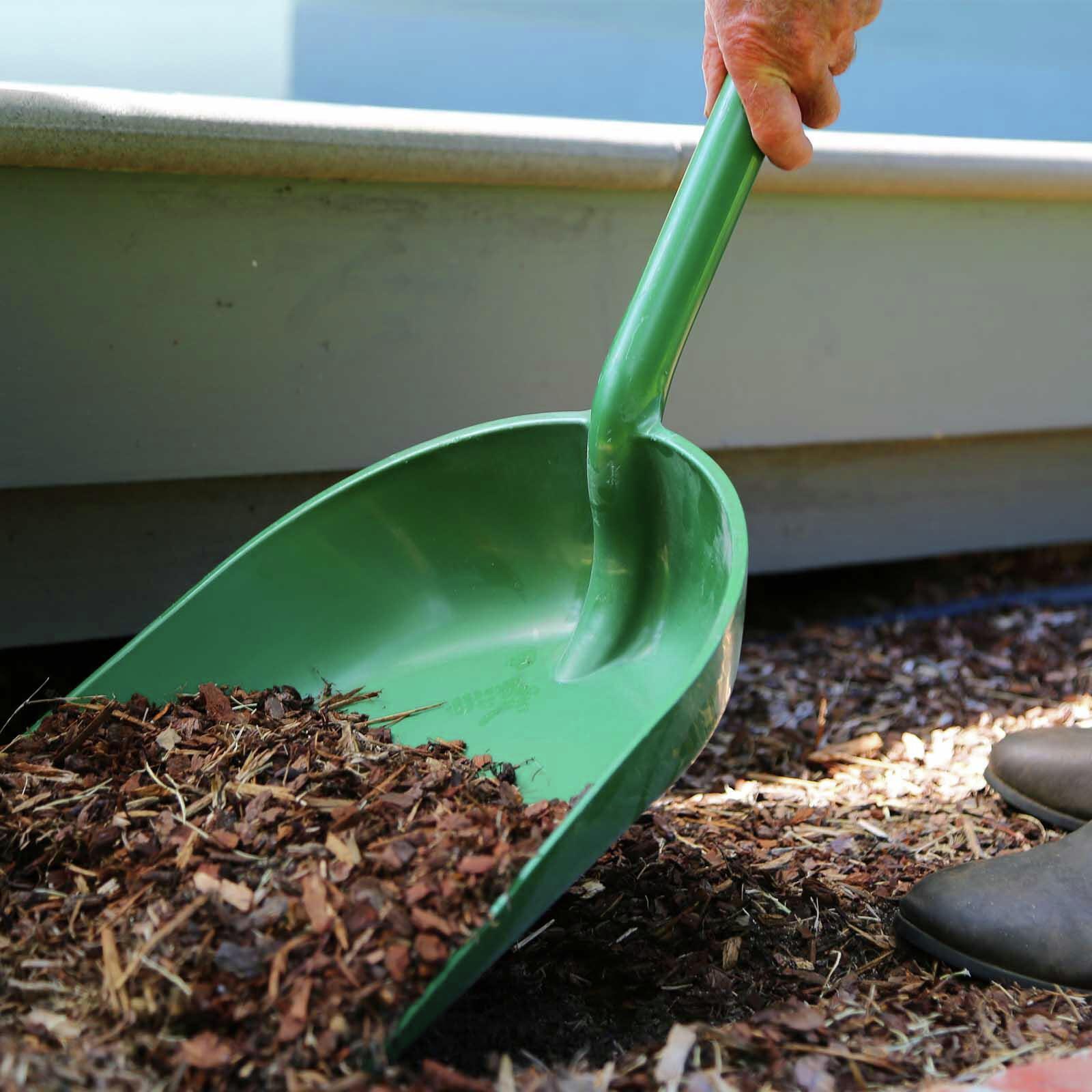Cyclone Short Handle Multi-Purpose Poly Shovel