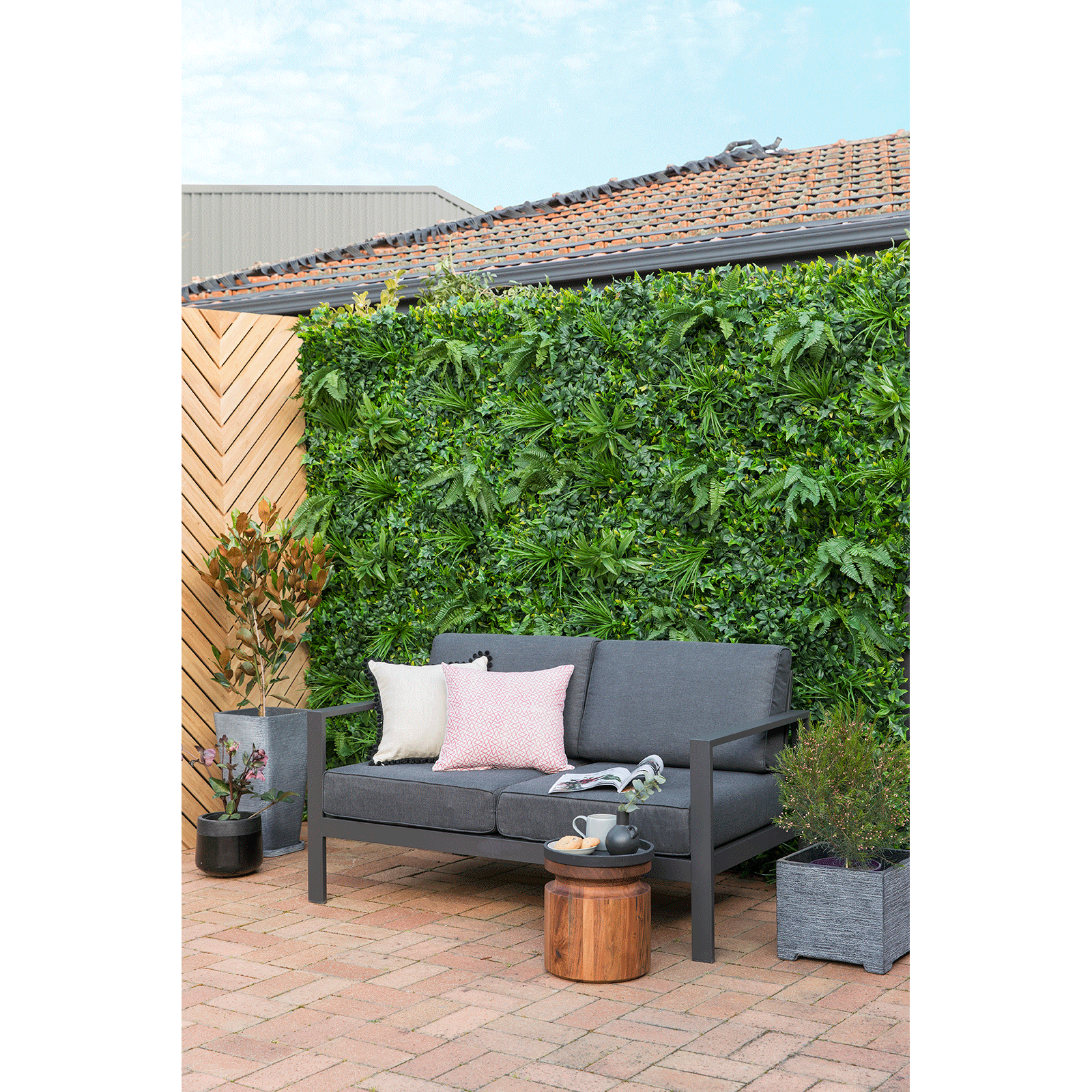 UN-REAL 100 x 100cm Luxury Artificial Hedge Tile - Anthurium