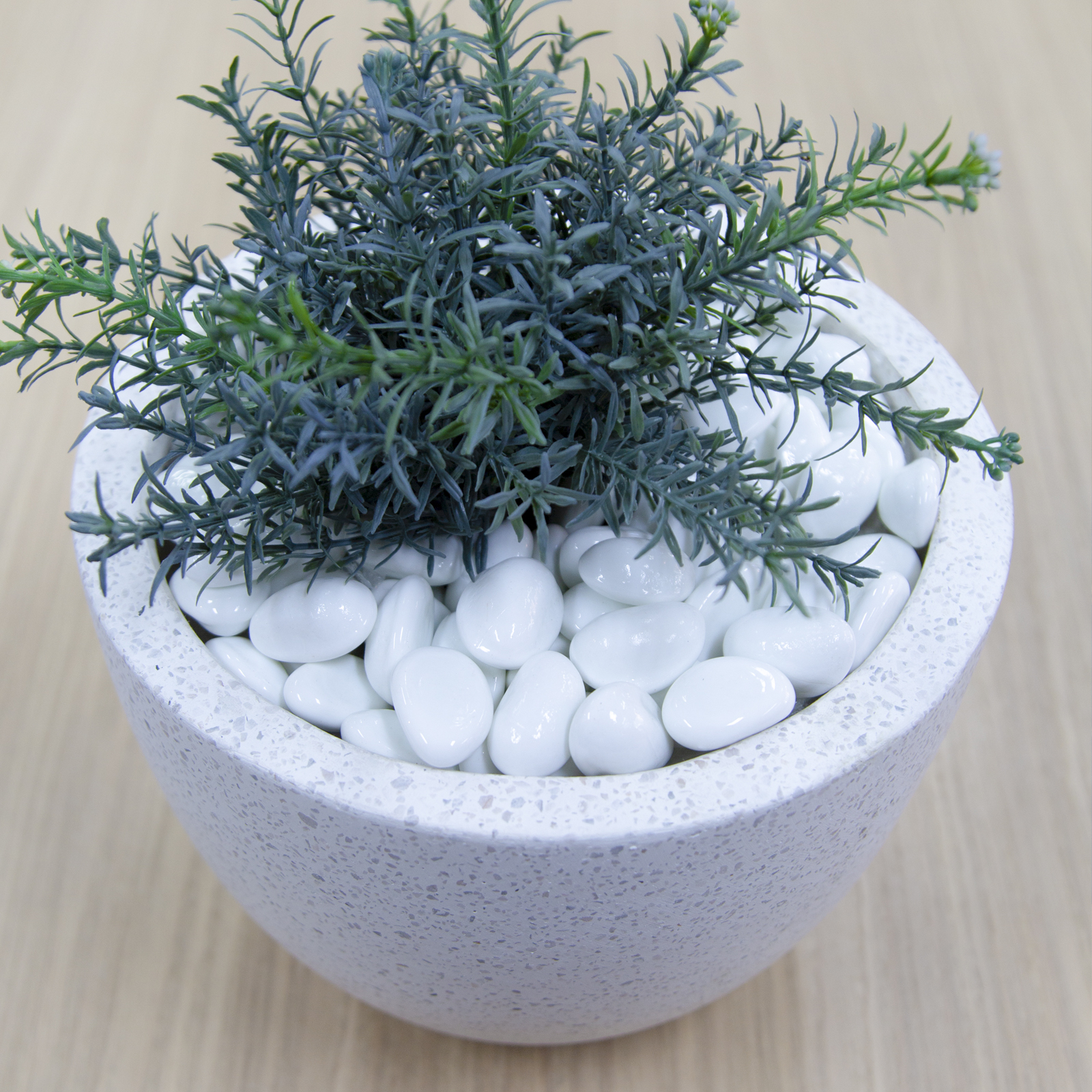 Tuscan Path 1kg 30-35mm Moroccan White Glass Decorative Pebble