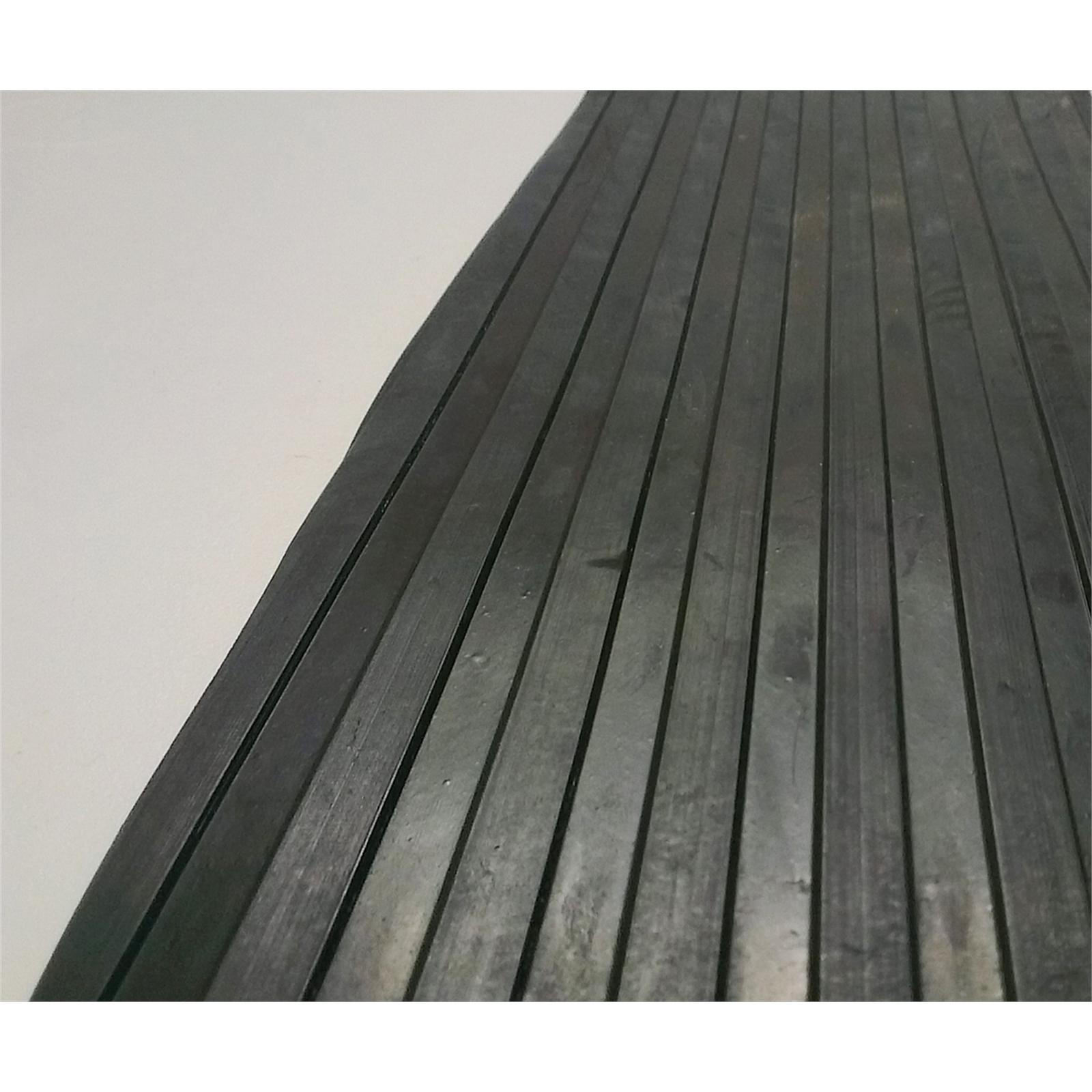 Ideal 1m Black Large Rib Fluted Rubber Matting Sheet
